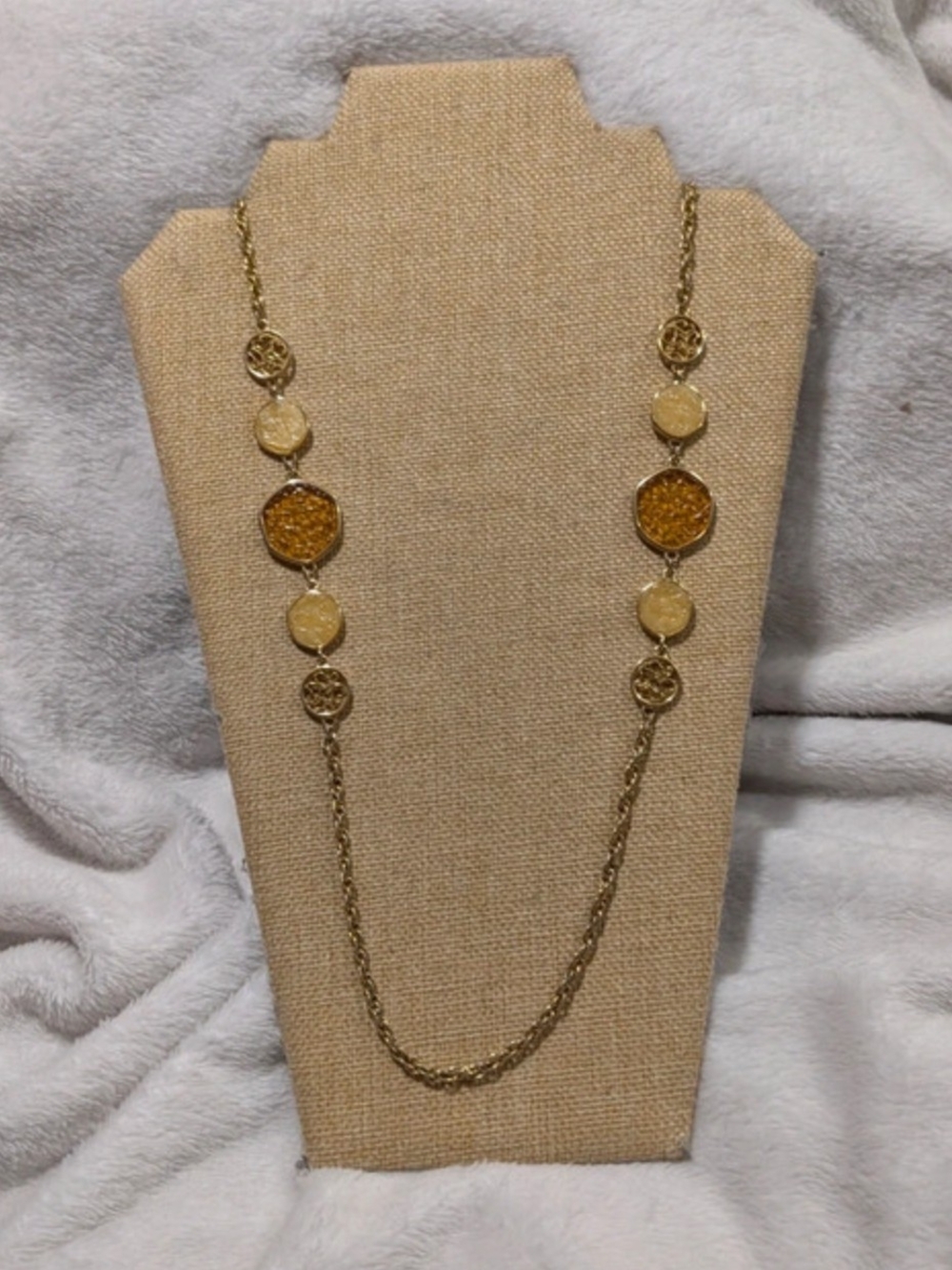 Sarah Coventry Gold-Tone Necklace with Amber and Cream Discs